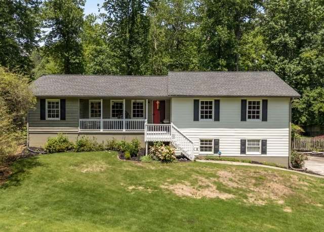 Property at 2795 Bentwood Dr, Marietta, GA 30062, 3 beds, 2 baths