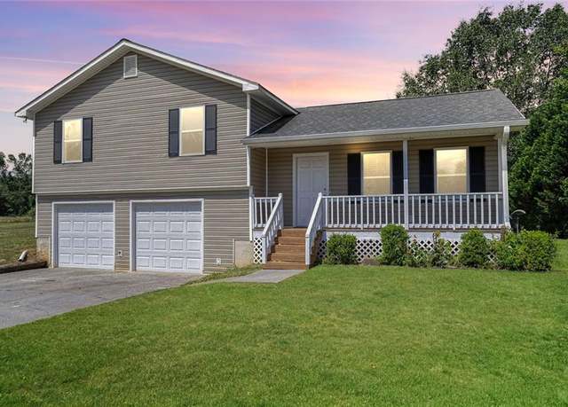 Property at 18 Saddle Ln NW, Cartersville, GA 30121, 3 beds, 2 baths