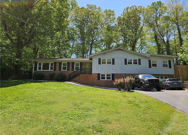 Property at 1513 Wildwood Dr, Acworth, GA 30102, 3 beds, 2 baths