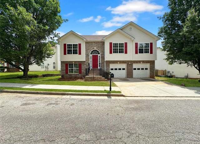 Property at 902 Ashton Oak Cir, Stone Mountain, GA 30083, 5 beds, 3 baths
