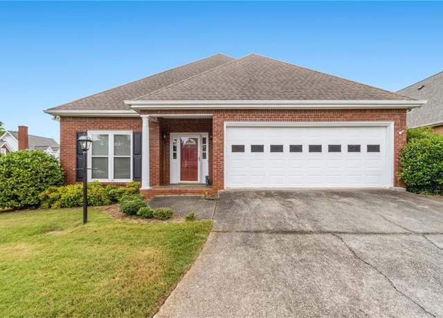 Property at 2260 Burlington Ln, Snellville, GA 30078, 3 beds, 2 baths
