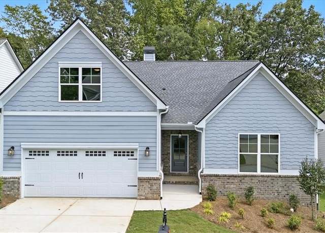 Property at 4022 Links Blvd, Jefferson, GA 30549, 4 beds, 3 baths