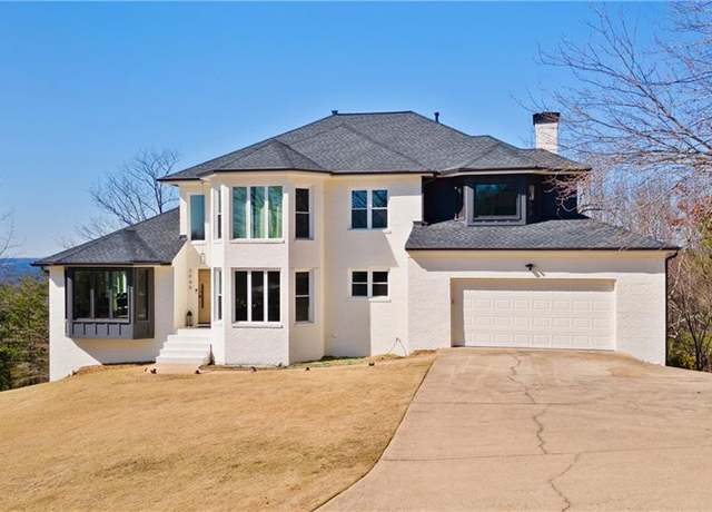 Property at 2949 Summitop Ct NE, Marietta, GA 30066, 7 beds, 4 baths