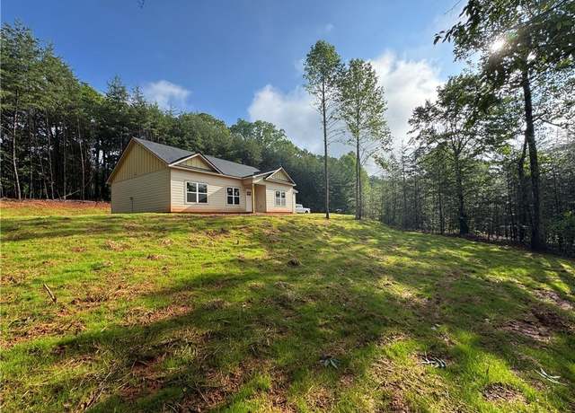 Property at 2717 Damascus Church Rd, Dahlonega, GA 30533, 3 beds, 2 baths
