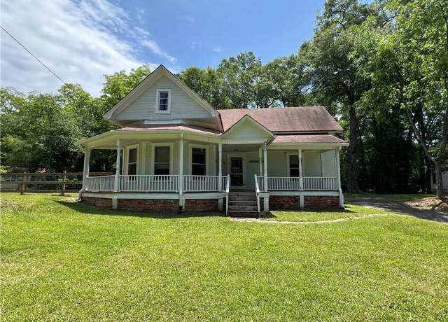 Property at 243 Old Acworth Rd, Dallas, GA 30132, 2 beds, 1 bath