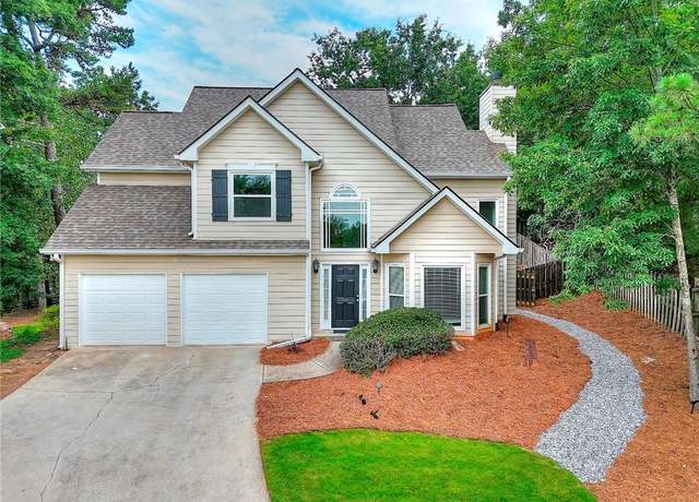 Property at 4840 Yorkshire Ln, Suwanee, GA 30024, 3 beds, 2.5 baths