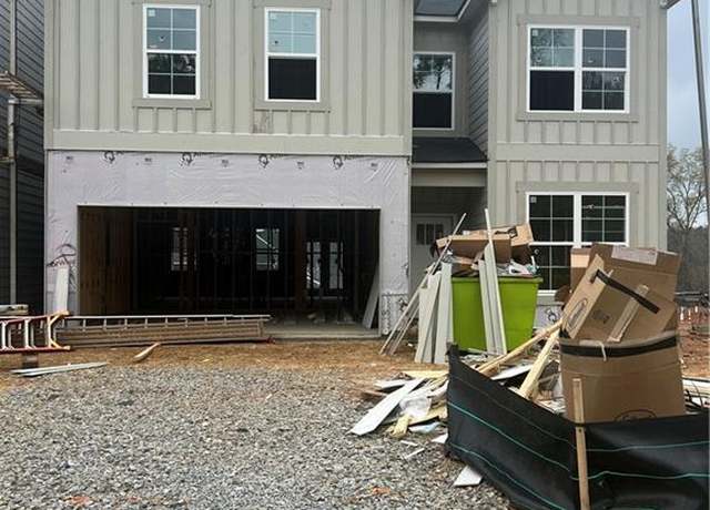 Property at 329 Lakeside Ct, Canton, GA 30114, 3 beds, 2.5 baths