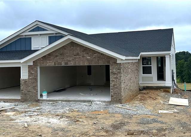 Property at 17 Village Dr Unit 25-B, Dawsonville, GA 30534, 4 beds, 2.5 baths