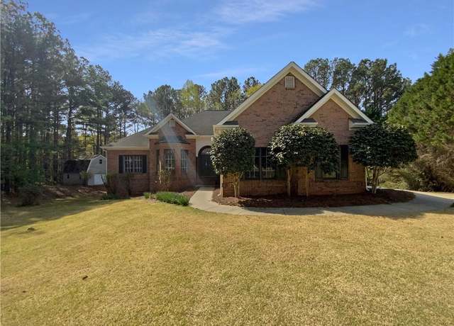 Property at 105 Laurel Ridge Ct, Fayetteville, GA 30215, 5 beds, 4 baths