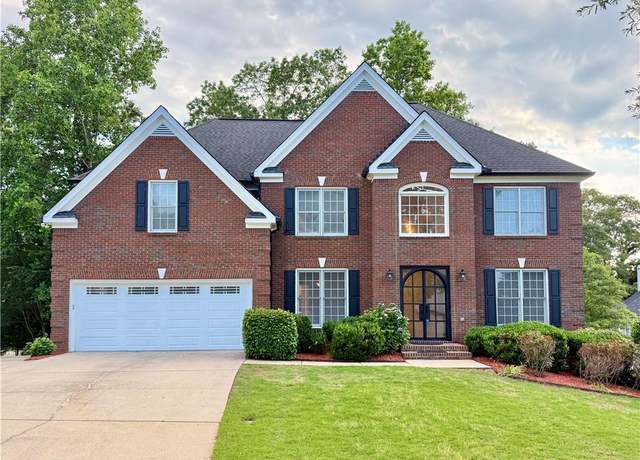 Property at 6765 Crofton Dr, Alpharetta, GA 30005, 7 beds, 5.5 baths