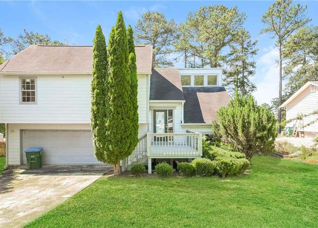 Property at 2325 E Hill Way, Norcross, GA 30071, 3 beds, 2.5 baths