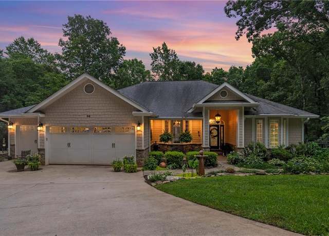 Property at 94 Dawson Dr, Dawsonville, GA 30534, 4 beds, 3.5 baths