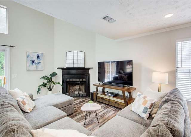 Property at 3999 Bayside Cir, Doraville, GA 30340, 1 bed, 1.5 baths