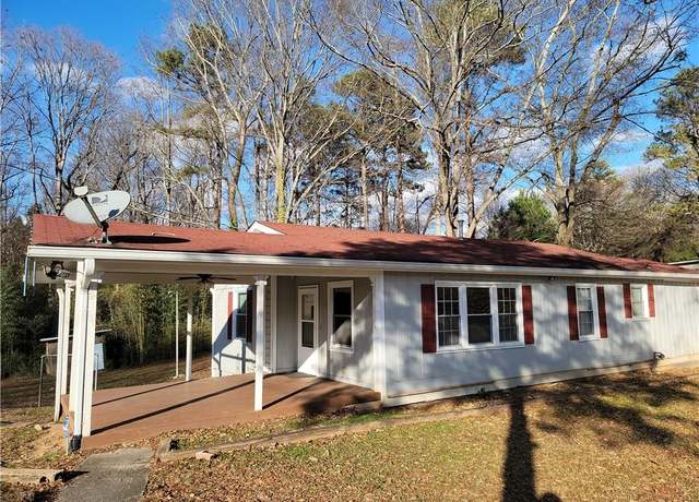 Property at 2569 Old Peachtree Rd, Duluth, GA 30097, 3 beds, 1 bath