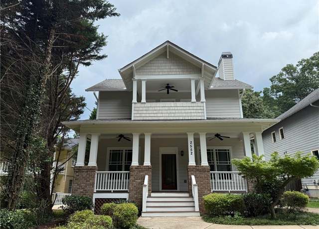 Property at 2552 White Oak Dr, Decatur, GA 30032, 3 beds, 2.5 baths
