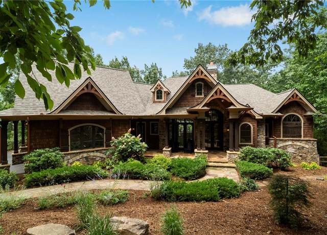 Property at 160 Bluestern Dr SE, Big Canoe, GA 30143, 5 beds, 4 baths