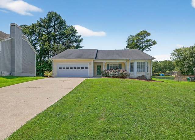Property at 2421 Bankston Cir, Snellville, GA 30078, 3 beds, 2 baths
