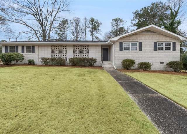Property at 1385 Lucky Ln SW, Mableton, GA 30126, 3 beds, 2 baths