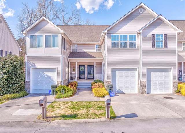 Property at 1521 Ashton Woods Way, Dalton, GA 30720, 2 beds, 2.5 baths