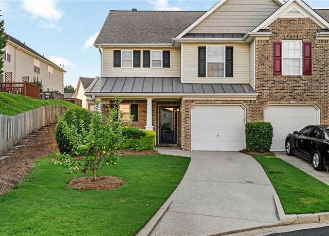 Property at 303 Fox Overlook, Woodstock, GA 30188, 2 beds, 2.5 baths