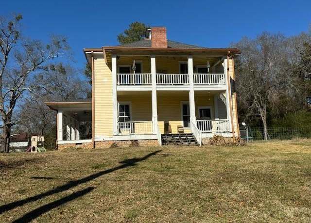 Property at 35 Old Mill Rd, Cedartown, GA 30125, 5 beds, 2 baths
