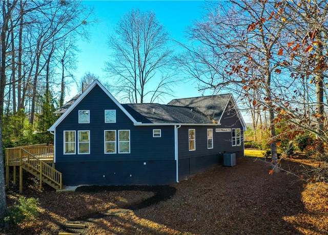 Property at 198 Shelton Dr, Eatonton, GA 31024, 3 beds, 3 baths