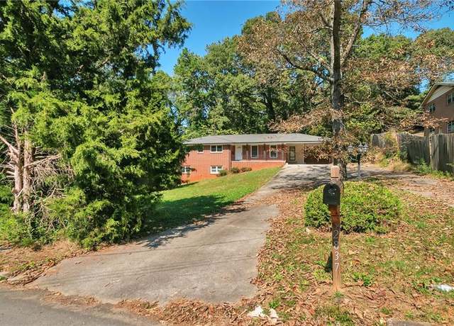 Property at 2837 Davidson Dr, Lithonia, GA 30058, 4 beds, 3 baths