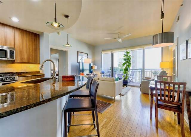 Property at 222 12th St NE #1808, Atlanta, GA 30309, 2 beds, 2 baths