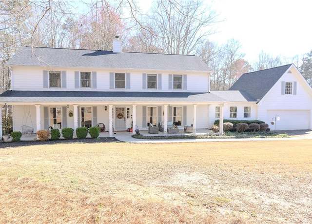 Property at 762 Thompson Ln, Loganville, GA 30052, 5 beds, 2.5 baths
