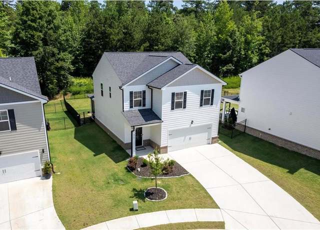 Property at 470 Shasta Ct, Hoschton, GA 30548, 4 beds, 2.5 baths
