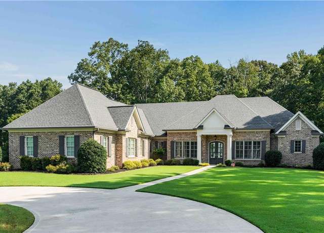 Property at 345 Sidney Ln, Fayetteville, GA 30215, 4 beds, 4 baths