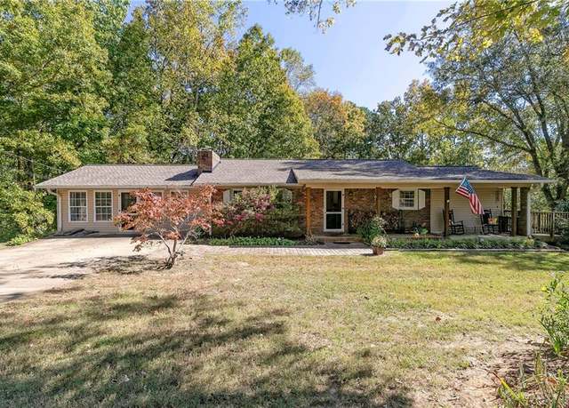 Property at 255 Shipp Cir, Hiram, GA 30141, 4 beds, 2 baths