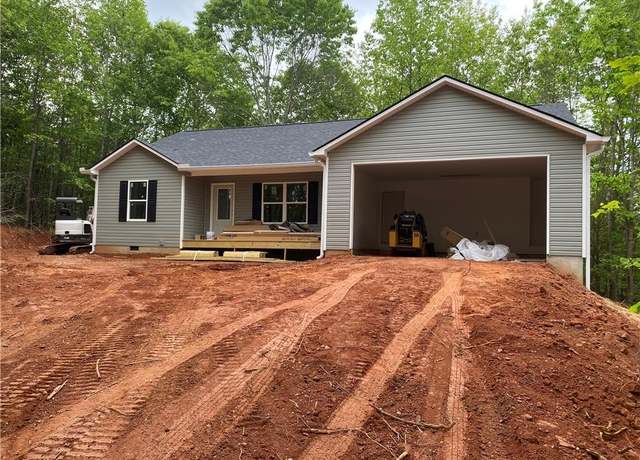Property at 541 Day Star Ln, Mount Airy, GA 30563, 3 beds, 2 baths