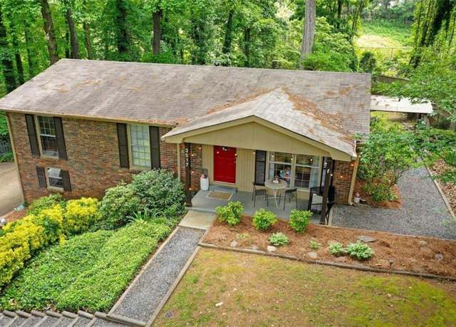 Property at 3517 Greenway Dr, Marietta, GA 30008, 3 beds, 2 baths