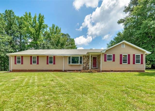 Property at 35 Brookside Ct, Villa Rica, GA 30180, 3 beds, 2.5 baths