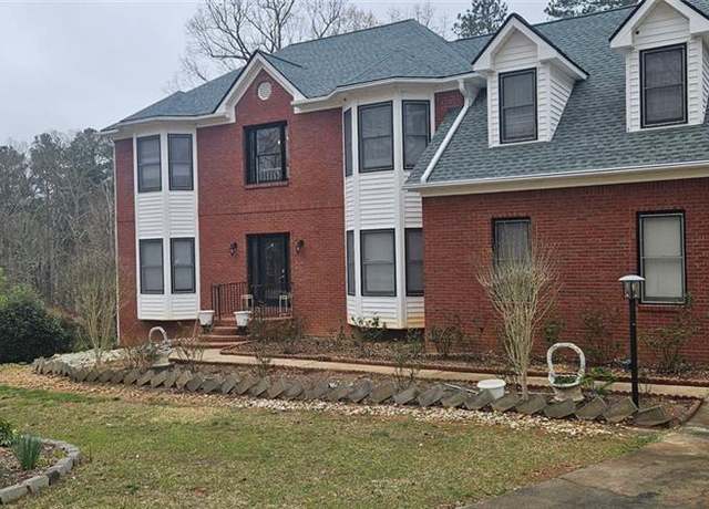 Property at 3715 Millers Pond Way, Snellville, GA 30039, 5 beds, 4 baths