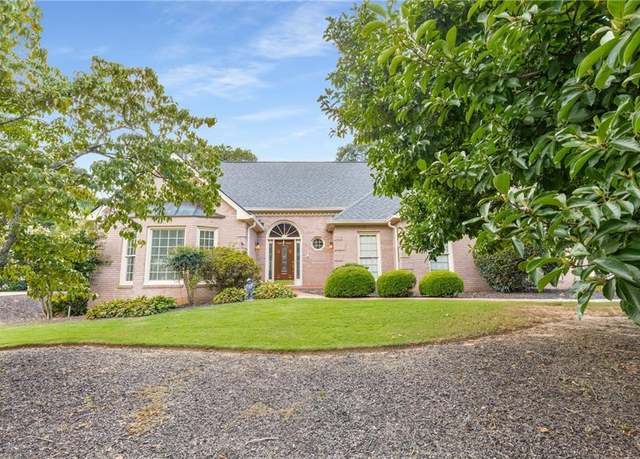 Property at 6330 Polo Club Dr, Cumming, GA 30040, 4 beds, 4 baths