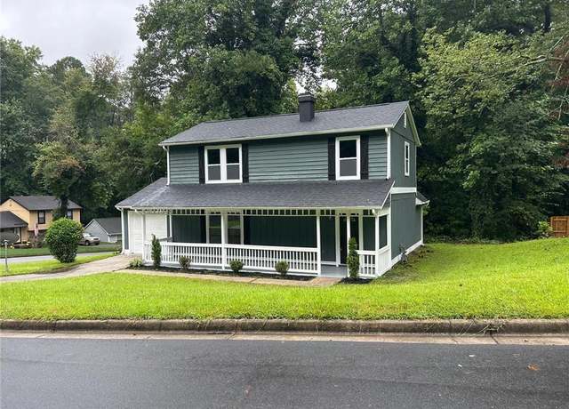 Property at 801 Hemingway Rd, Stone Mountain, GA 30088, 3 beds, 2.5 baths