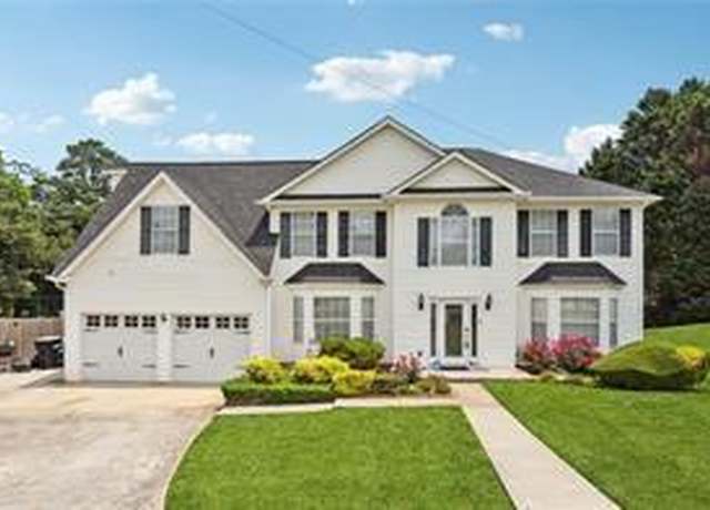Property at 1760 Waterton Ln, Lithonia, GA 30058, 5 beds, 3 baths