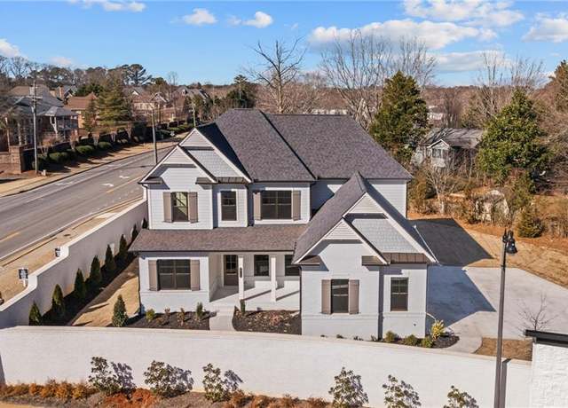 Property at 2711 Twisted Oak Ln NE, Marietta, GA 30066, 5 beds, 5.5 baths