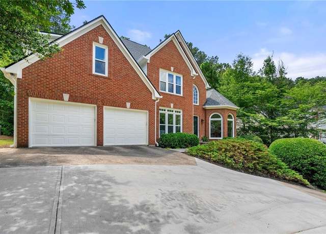 Property at 542 Fairway Dr, Woodstock, GA 30189, 4 beds, 3 baths