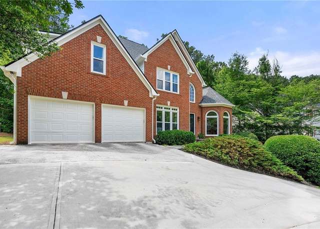 Property at 542 Fairway Dr, Woodstock, GA 30189, 4 beds, 3 baths