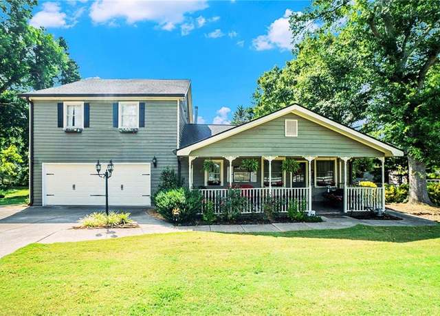 Property at 4656 Bryant Rd, Snellville, GA 30039, 4 beds, 3.5 baths