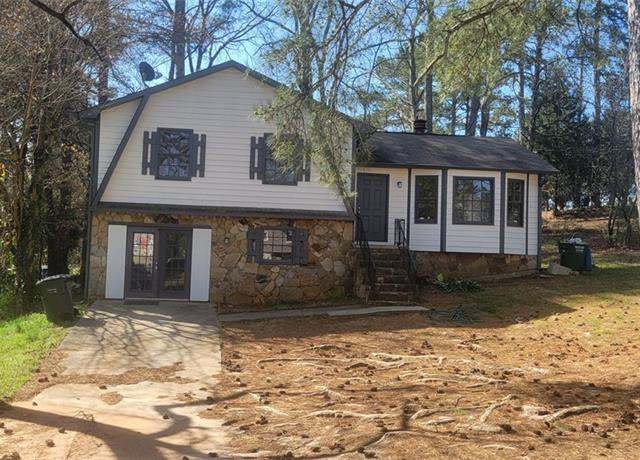 Property at 1 Hidden Valley Dr, Lawrenceville, GA 30044, 4 beds, 2 baths