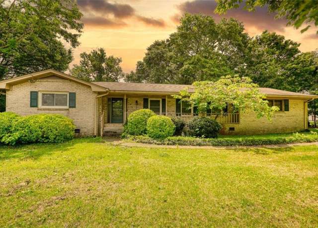 Property at 2368 Ellis Ct, Snellville, GA 30078, 3 beds, 2 baths