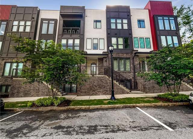 Property at 371 Pratt Dr SE #203, Atlanta, GA 30315, 2 beds, 2 baths