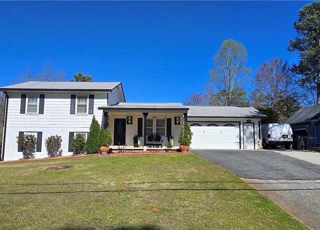 Property at 3007 Hidden Dr, Lawrenceville, GA 30044, 3 beds, 3 baths