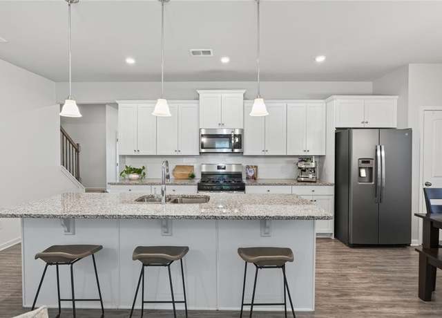 Property at 154 Bryon Ln, Acworth, GA 30102, 3 beds, 2.5 baths