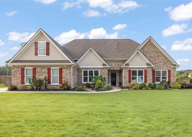Property at 2104 Meadowood Cv, Monroe, GA 30655, 4 beds, 3.5 baths