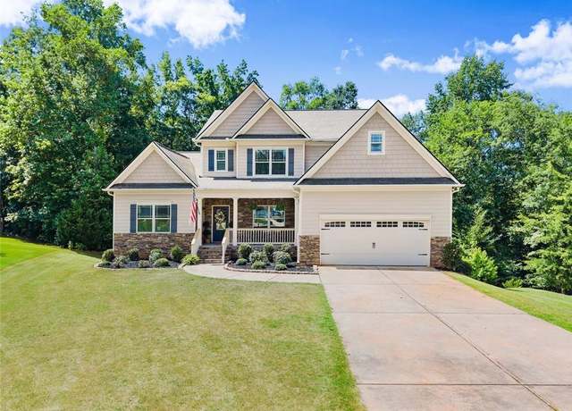 Property at 5526 Woodstream Ct, Gainesville, GA 30507, 6 beds, 3.5 baths